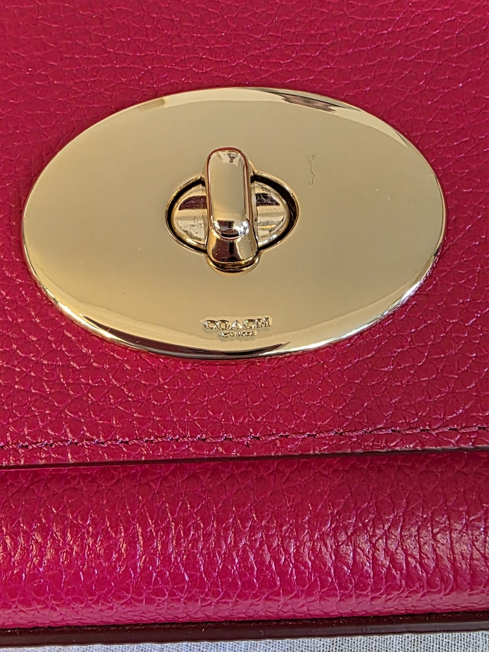 Coach Hot Pink Crossbody Turnlock Chain Shoulder Bag - Picture 2 of 11